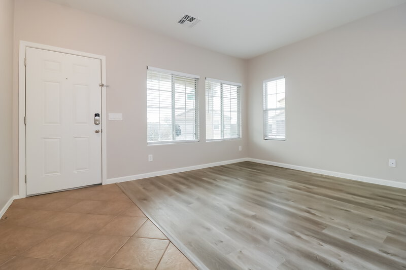 2,170/Mo, 24254 W Desert Bloom St Buckeye, AZ 85326 Living Room View