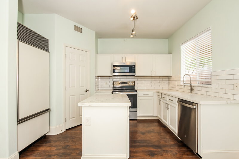2,445/Mo, 3019 W Perdido Way Phoenix, AZ 85086 Kitchen View