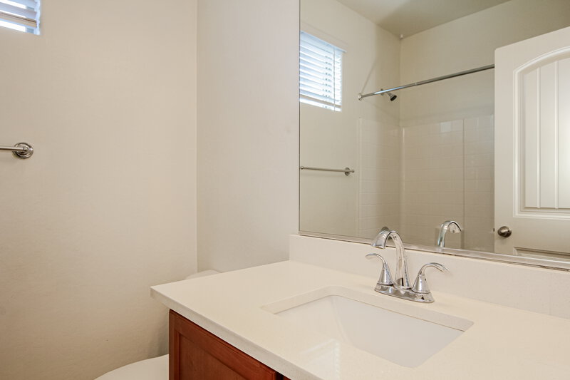 1,760/Mo, 17726 W Cashman Dr Surprise, AZ 85387 Bathroom View