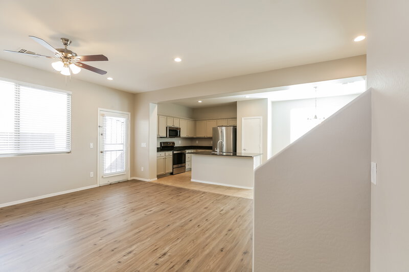 2,080/Mo, 7338 W Cambridge Ave Phoenix, AZ 85035 Living Room View