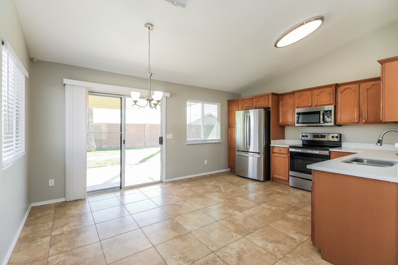 2,025/Mo, 8619 E Calypso Ave Mesa, AZ 85208 Kitchen View