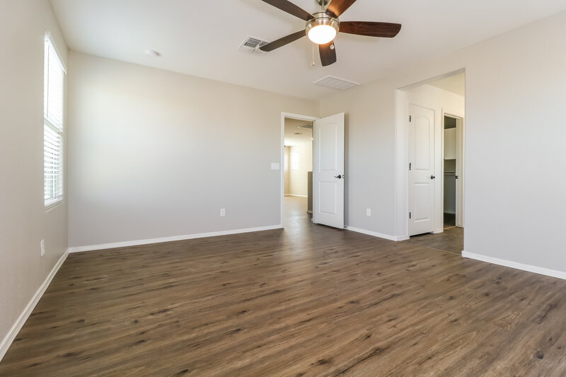 2,040/Mo, 16208 W Culver St Goodyear, AZ 85338 Main Bedroom View 2