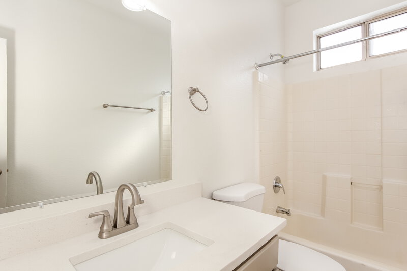 2,400/Mo, 1750 W Union Hills Dr 35 Phoenix, AZ 85027 Misc View 10