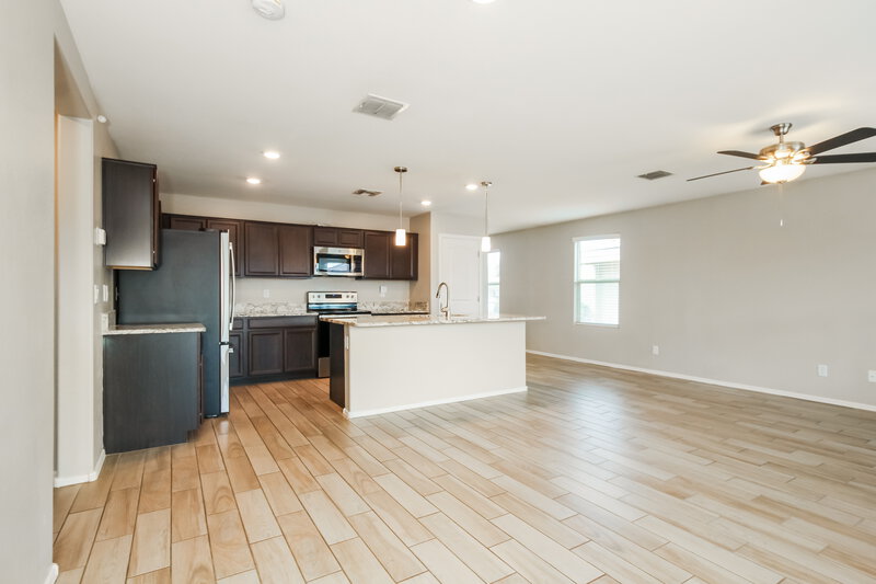 1,725/Mo, 25773 W Euclid Ave Buckeye, AZ 85326 Dining Room View