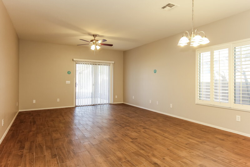 2,180/Mo, 4622 W Cottontail Rd Phoenix, AZ 85086 Dining Room View 2
