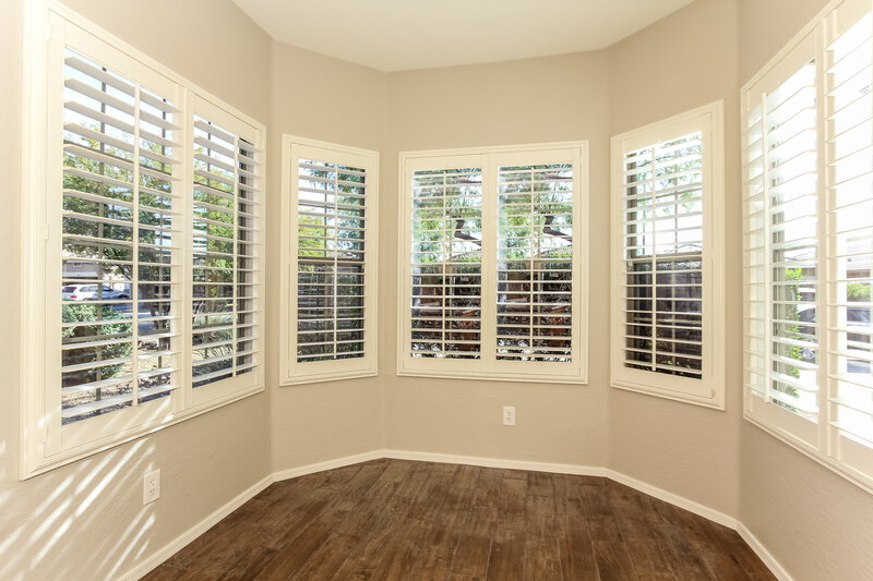 2,180/Mo, 4622 W Cottontail Rd Phoenix, AZ 85086 Breakfast Nook View