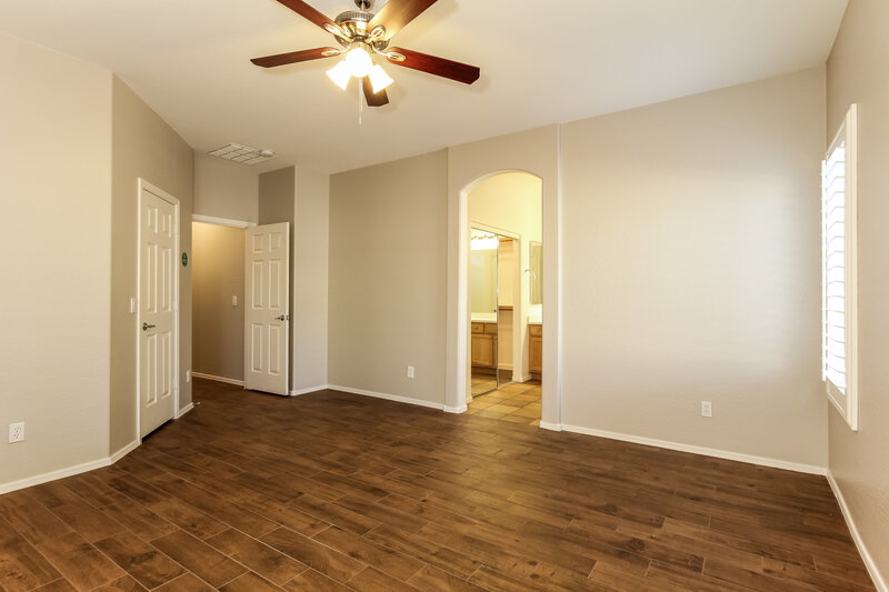 2,180/Mo, 4622 W Cottontail Rd Phoenix, AZ 85086 Main Bedroom View 2