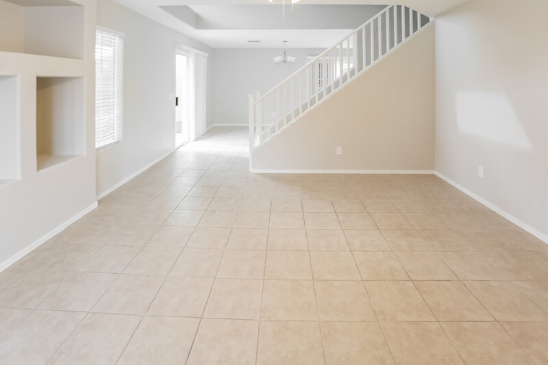 2,060/Mo, 17606 N 17th Pl Unit 1090 Phoenix, AZ 85022 Living Room View 3