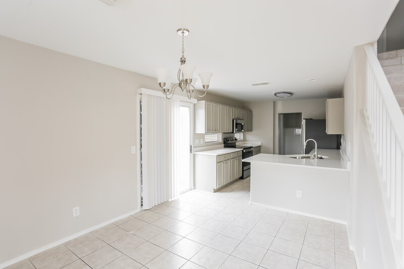 2,060/Mo, 17606 N 17th Pl Unit 1090 Phoenix, AZ 85022 Kitchen View