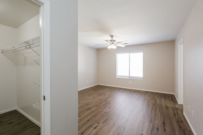 2,005/Mo, 4314 N 124th Ave Avondale, AZ 85392 Main Bedroom View