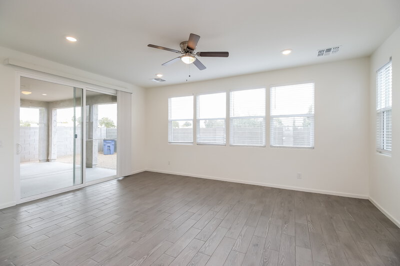 2,235/Mo, 2055 S Saguaro Dr Apache Junction, AZ 85120 Living Room View