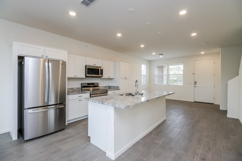 2,235/Mo, 2055 S Saguaro Dr Apache Junction, AZ 85120 Kitchen View 2