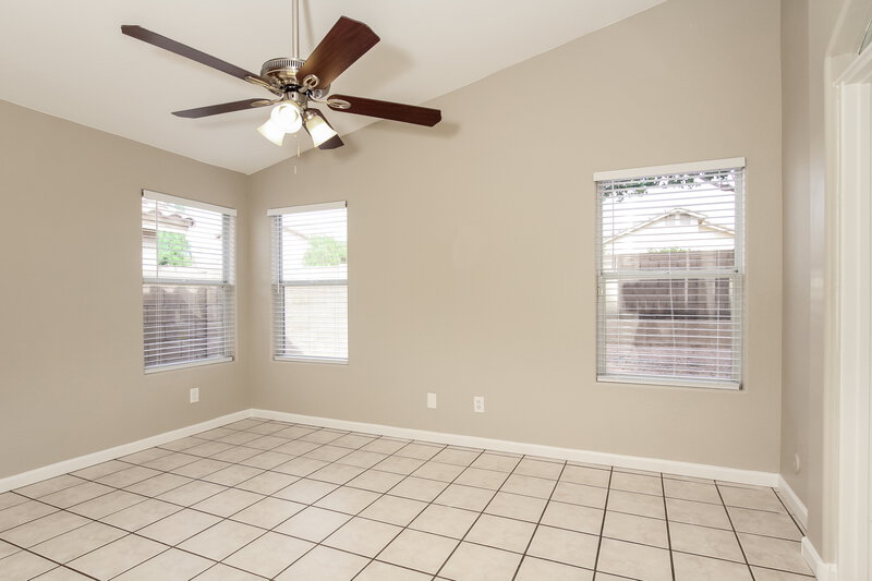 2,470/Mo, 17409 N 20th St Phoenix, AZ 85022 Main Bedroom View