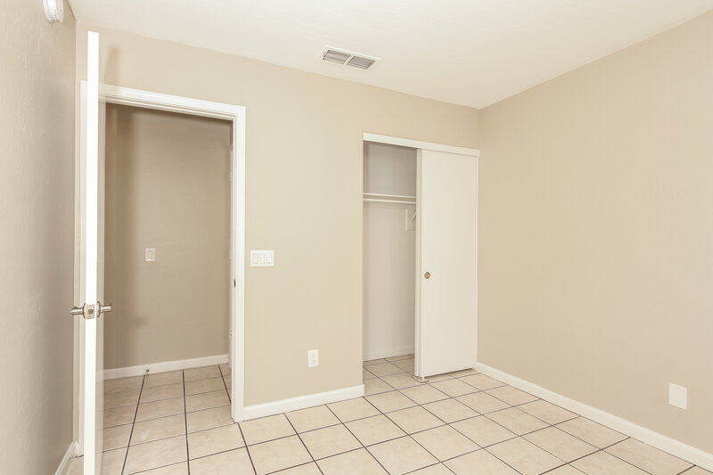 2,470/Mo, 17409 N 20th St Phoenix, AZ 85022 Bedroom View 2