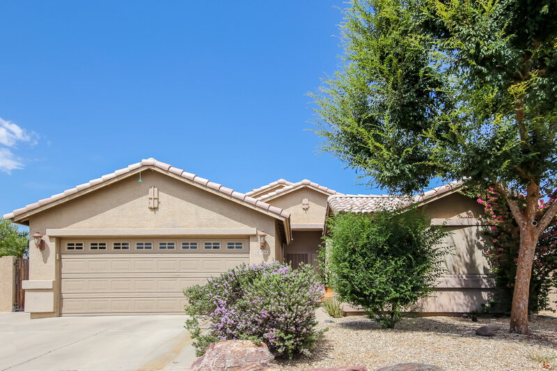 2,205/Mo, 9234 W Serrano St Phoenix, AZ 85037 External View