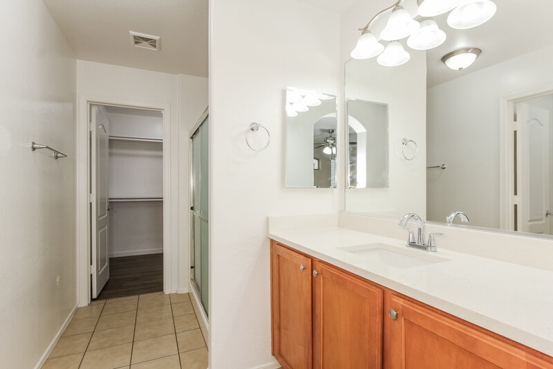 1,890/Mo, 9822 E Empress Ave Mesa, AZ 85208 Main Bathroom View