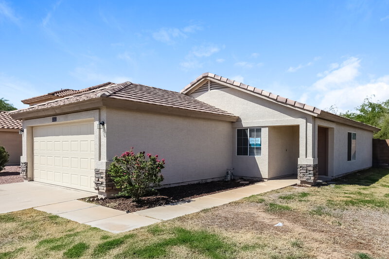 1,790/Mo, 12234 N 121st Ln El Mirage, AZ 85335 Front View