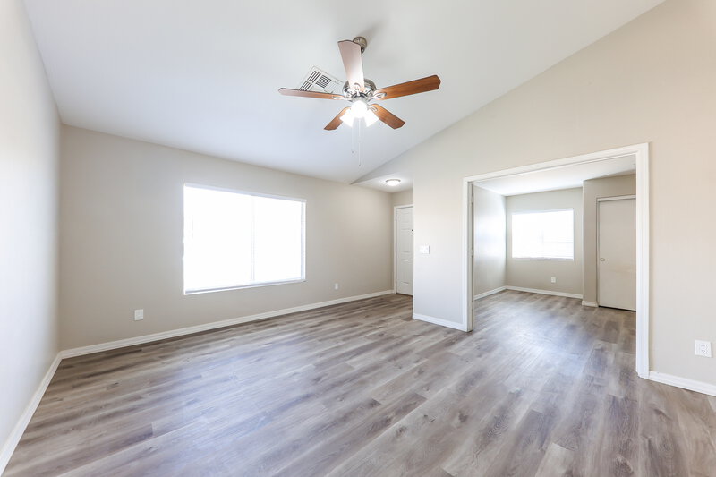 1,790/Mo, 12234 N 121st Ln El Mirage, AZ 85335 Living Room View 3