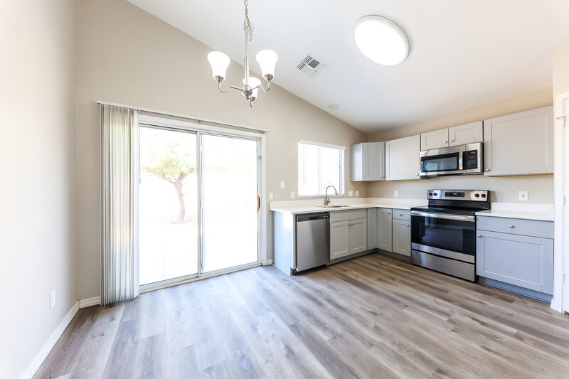1,790/Mo, 12234 N 121st Ln El Mirage, AZ 85335 Dining Room View