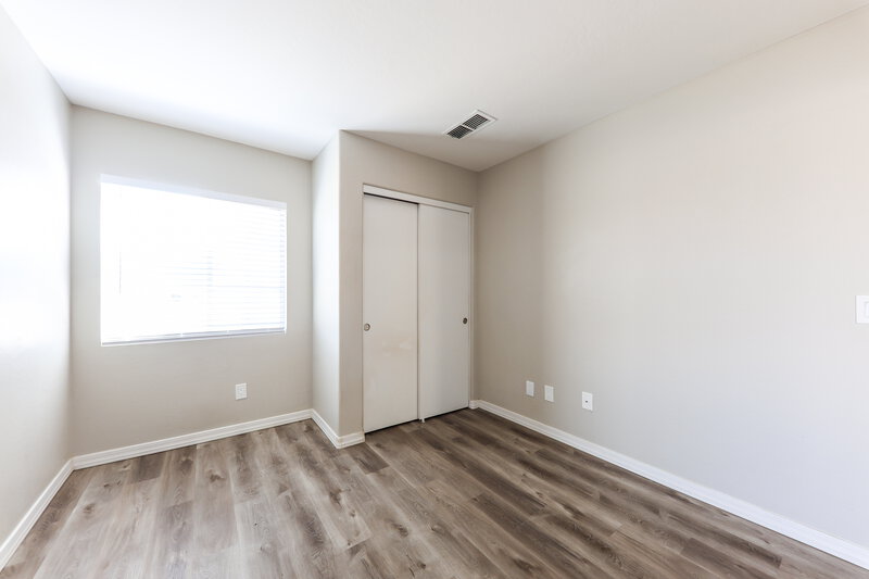 1,790/Mo, 12234 N 121st Ln El Mirage, AZ 85335 Bedroom View