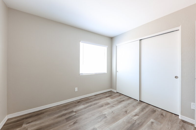 1,790/Mo, 12234 N 121st Ln El Mirage, AZ 85335 Bedroom View 2