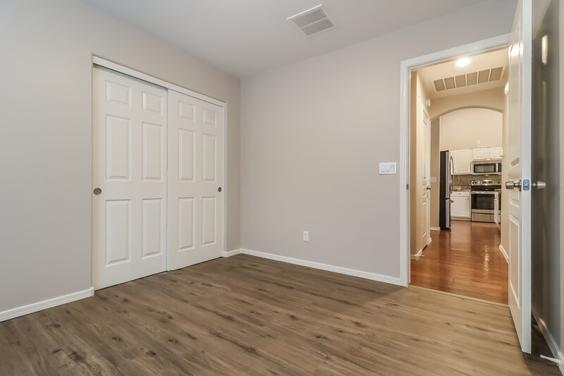 2,150/Mo, 4608 S 26th Ln Phoenix, AZ 85041 Bedroom View