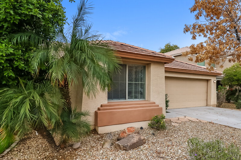 2,150/Mo, 4608 S 26th Ln Phoenix, AZ 85041 Rear View