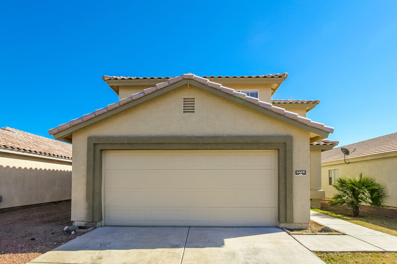 2,180/Mo, 4419 N 112th Ave Phoenix, AZ 85037 External View