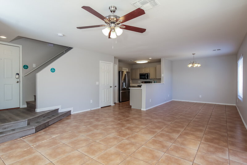 2,180/Mo, 4419 N 112th Ave Phoenix, AZ 85037 Living Room View 2