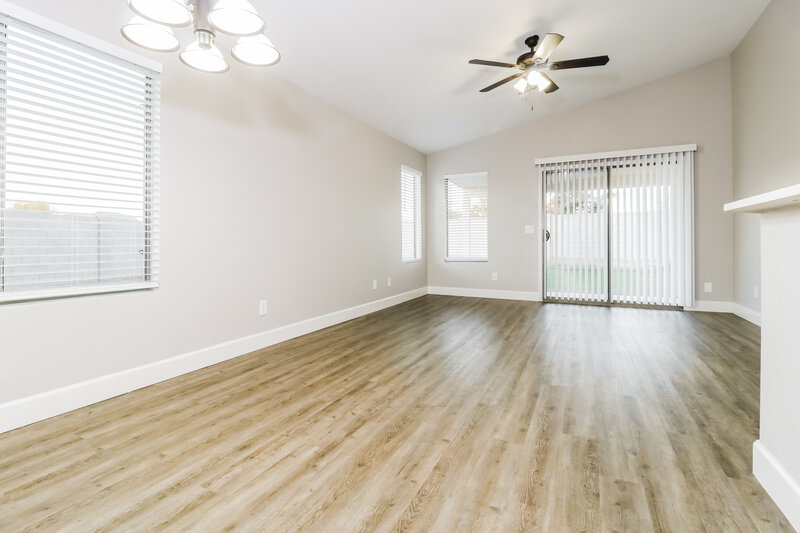 1,985/Mo, 1388 S 159th Ave Goodyear, AZ 85338 Dining Room View