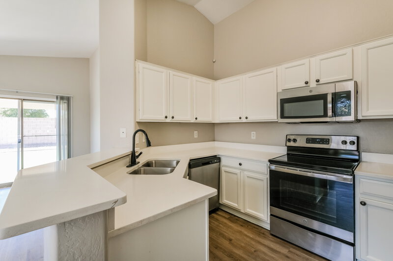 2,045/Mo, 1388 S 159th Ave Goodyear, AZ 85338 Kitchen View