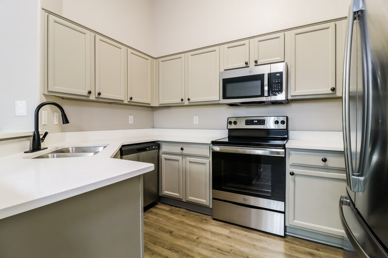 1,985/Mo, 1388 S 159th Ave Goodyear, AZ 85338 Kitchen View