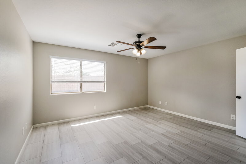 2,045/Mo, 1388 S 159th Ave Goodyear, AZ 85338 Main Bedroom View