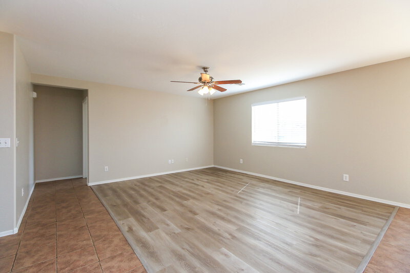 1,925/Mo, 1985 E Paso Fino Dr San Tan Valley, AZ 85140 Living Room View