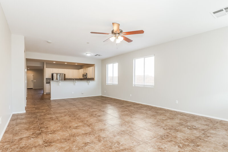 2,205/Mo, 6913 W Carter Rd Laveen, AZ 85339 Family Room View