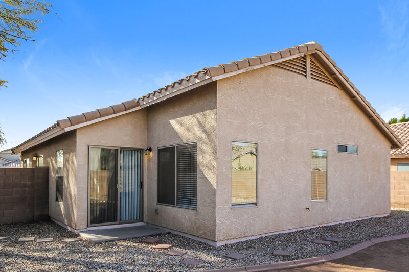1,975/Mo, 6330 W Crown King Rd Phoenix, AZ 85043 Rear View 2