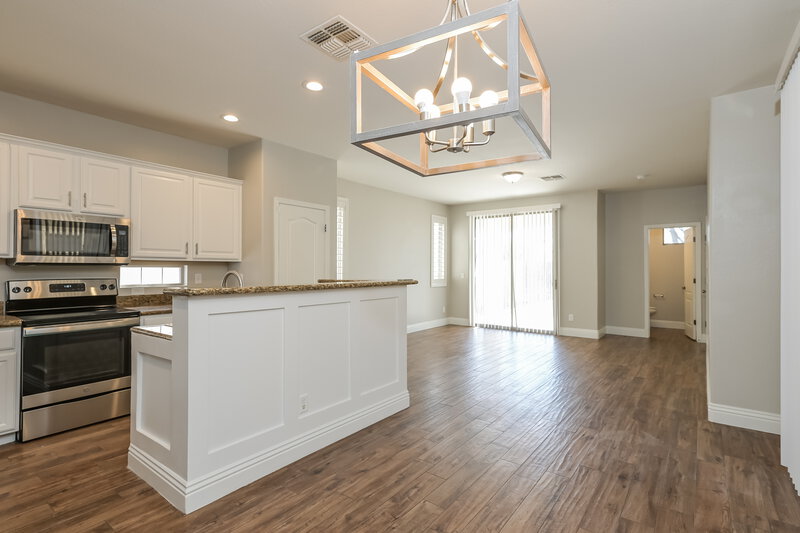 2,385/Mo, 4237 E Santa Fe Ln Gilbert, AZ 85297 Dining Room View