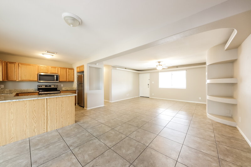 2,550/Mo, 5028 W Tuckey Ln Glendale, AZ 85301 Dining Room View