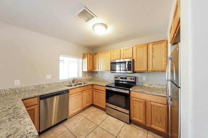 2,550/Mo, 5028 W Tuckey Ln Glendale, AZ 85301 Kitchen View