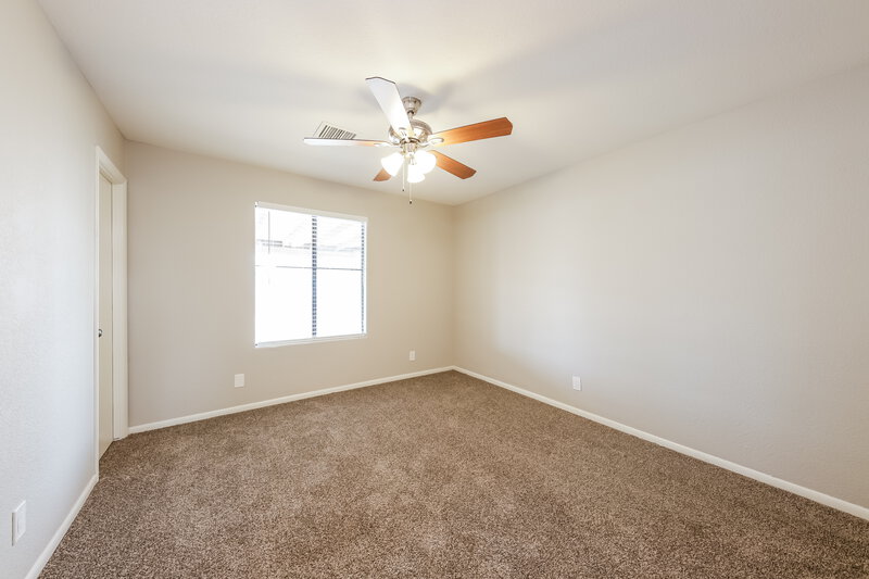 2,550/Mo, 5028 W Tuckey Ln Glendale, AZ 85301 Main Bedroom View