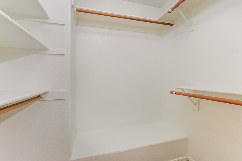 2,460/Mo, 544 S Sunrise Dr Gilbert, AZ 85233 Walk In Closet View