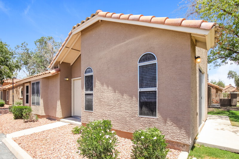 1,500/Mo, 7040 W Olive Ave Unit 20 Peoria, AZ 85345 External View
