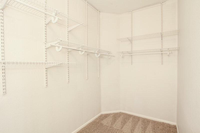 1,500/Mo, 7040 W Olive Ave Unit 20 Peoria, AZ 85345 Closet View