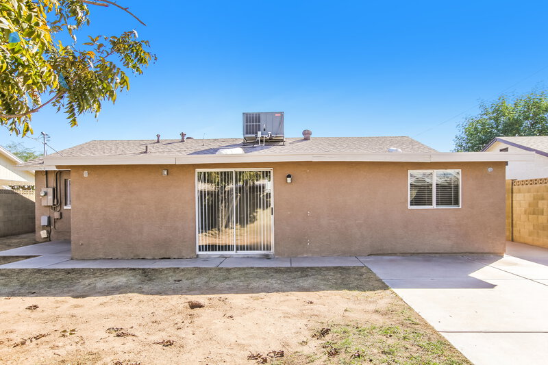 1,805/Mo, 6850 W Coolidge St Phoenix, AZ 85033 Rear View 2
