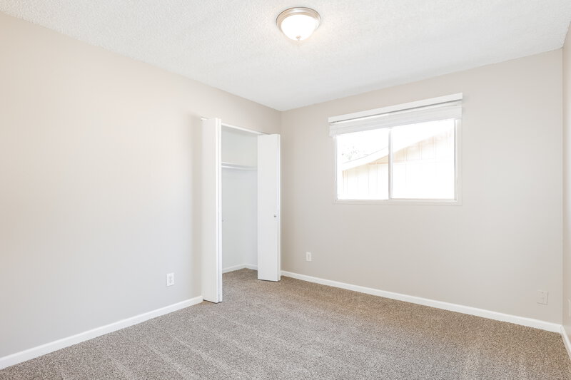 2,585/Mo, 3039 S Kenneth Pl Tempe, AZ 85282 Bedroom View 2