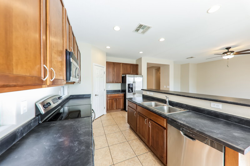 1,990/Mo, 15629 Mackenzie Dr Goodyear, AZ 85395 Kitchen View