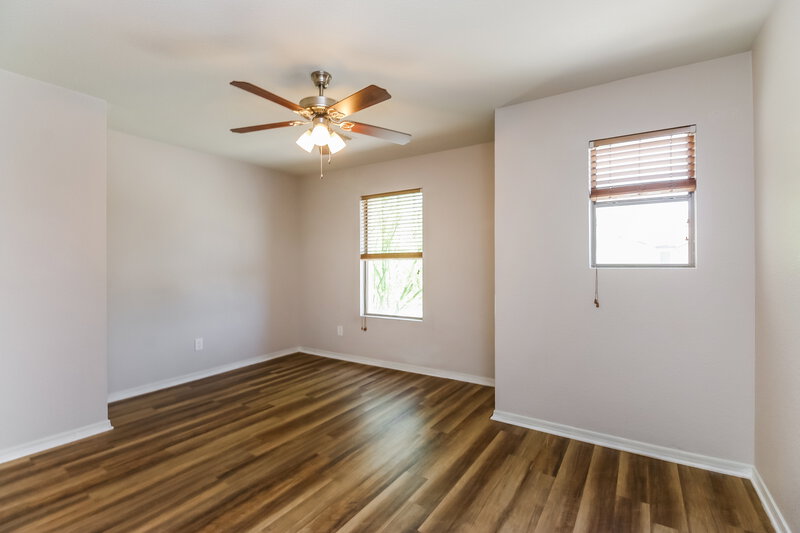 3,095/Mo, 526 E Milada Dr Phoenix, AZ 85042 Bedroom View 2