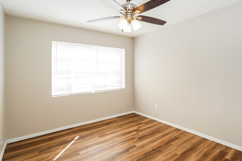1,830/Mo, 3611 W Maryland Ave Phoenix, AZ 85019 Bedroom View