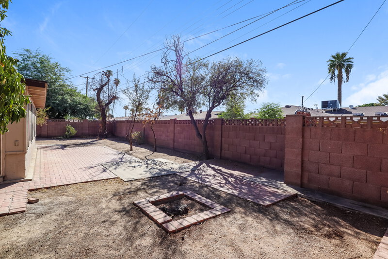 1,830/Mo, 3611 W Maryland Ave Phoenix, AZ 85019 Rear View