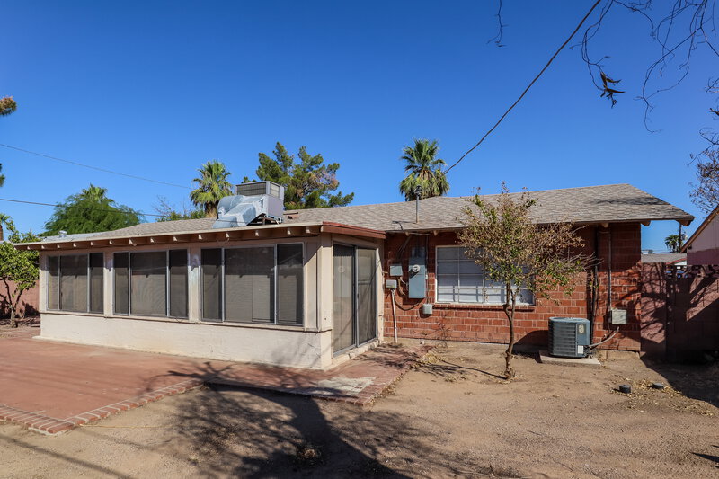 1,830/Mo, 3611 W Maryland Ave Phoenix, AZ 85019 Rear View 2